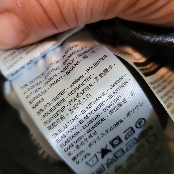 Levi's Engineered Balloon Leg Jeans Women's 30 High Rise Cropped Wide Leg - Picture 12 of 12